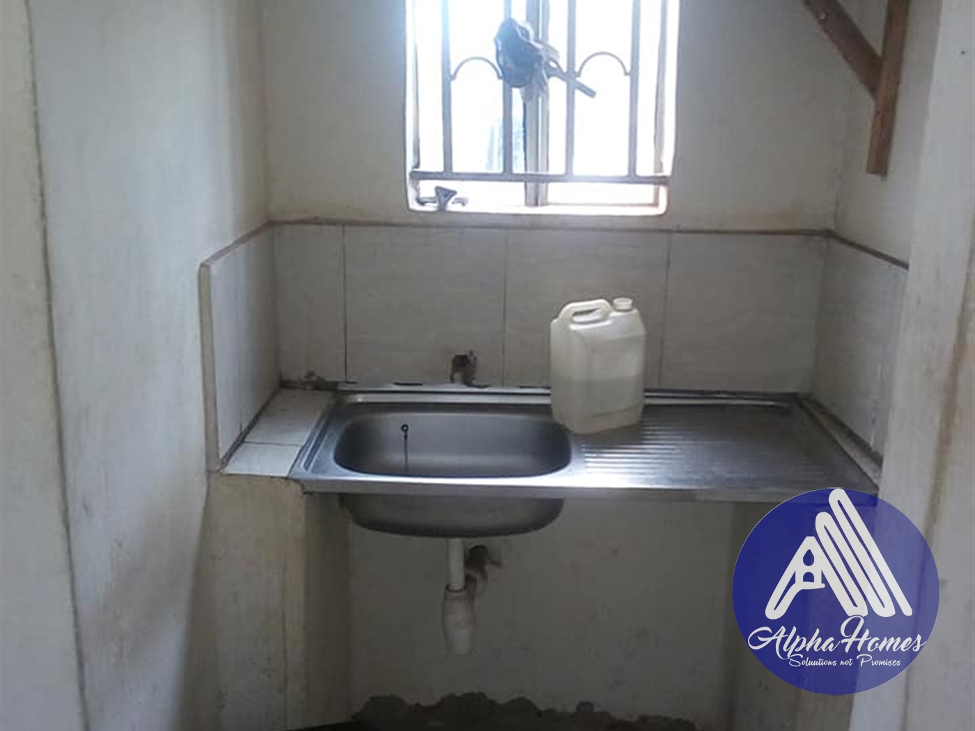 Semi Detached for rent in Mpererwe Wakiso