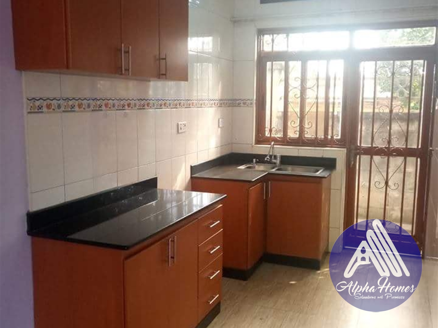 Semi Detached for rent in Kisaasi Kampala