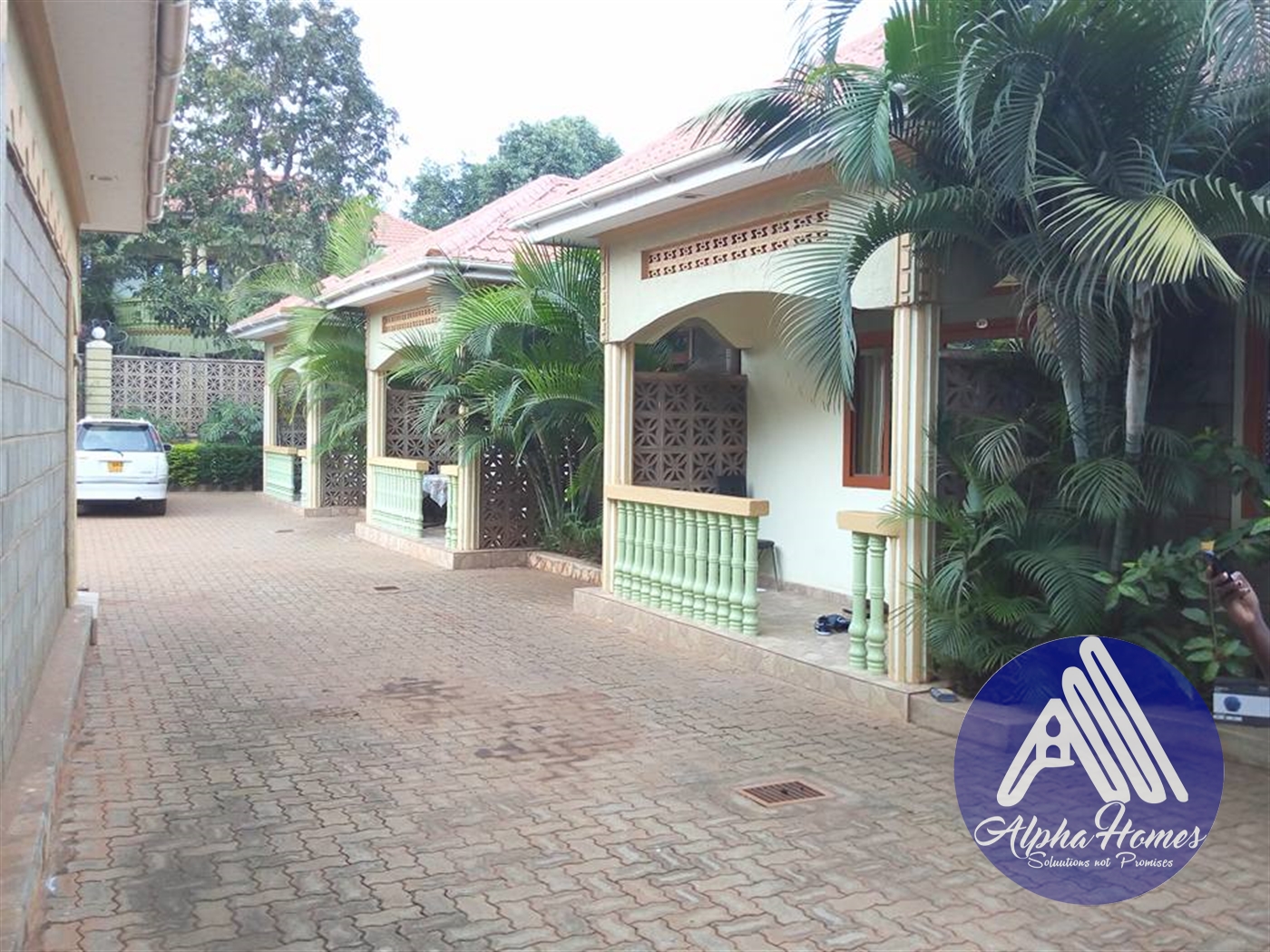 Semi Detached for rent in Kisaasi Kampala