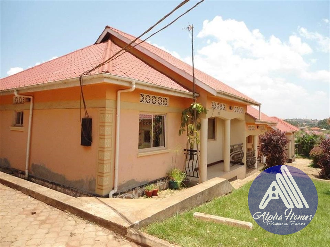 Semi Detached for rent in Bweyogerere Wakiso