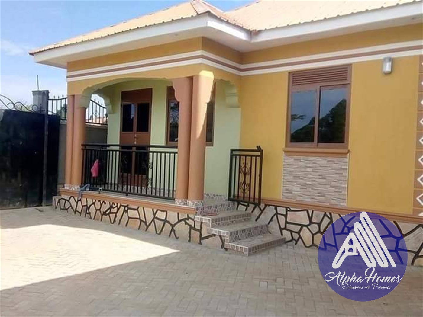 Semi Detached for rent in Bweyogerere Wakiso