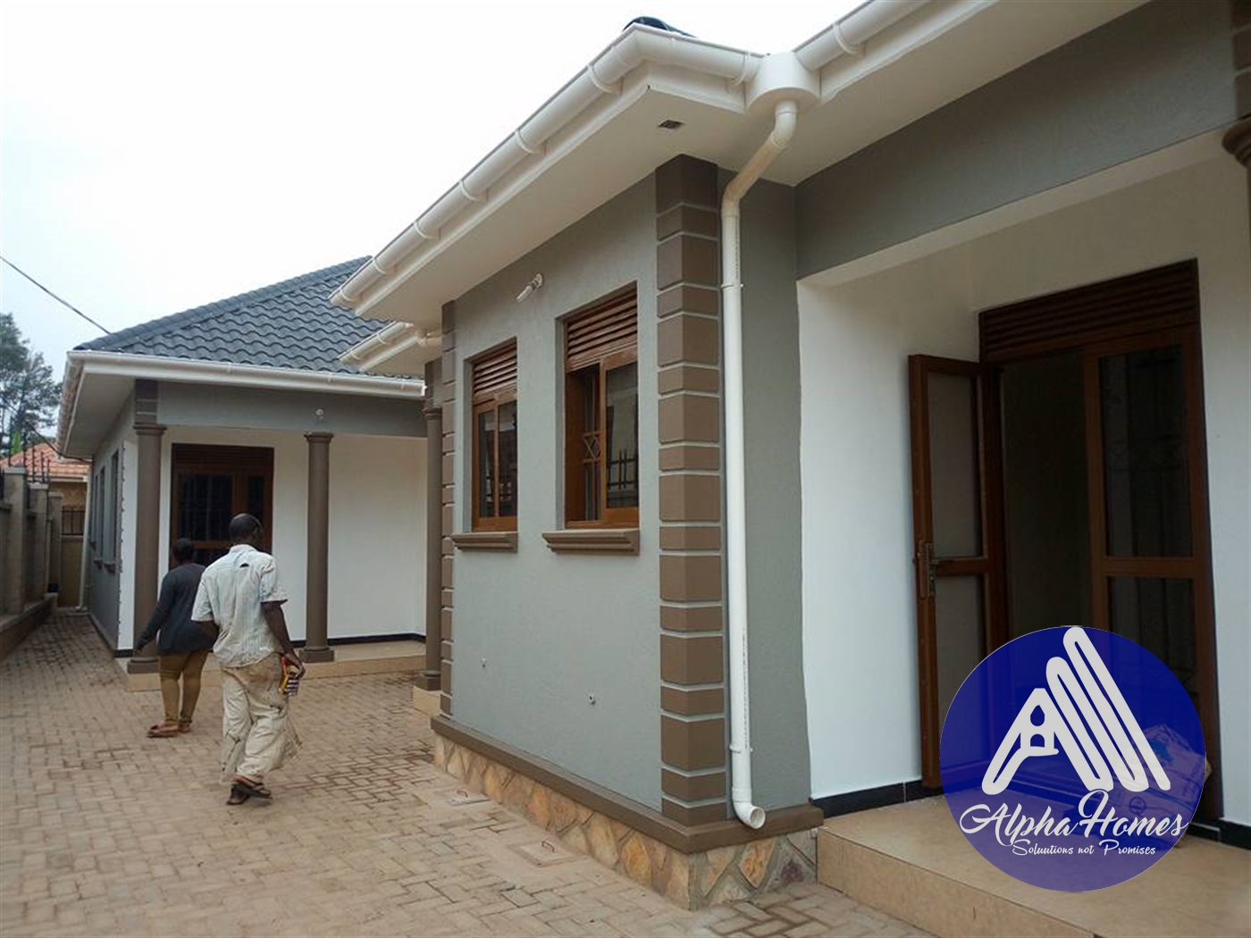 Semi Detached for rent in Kisaasi Kampala