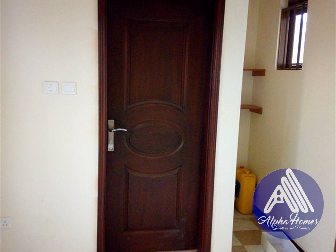 Semi Detached for rent in Kisaasi Kampala