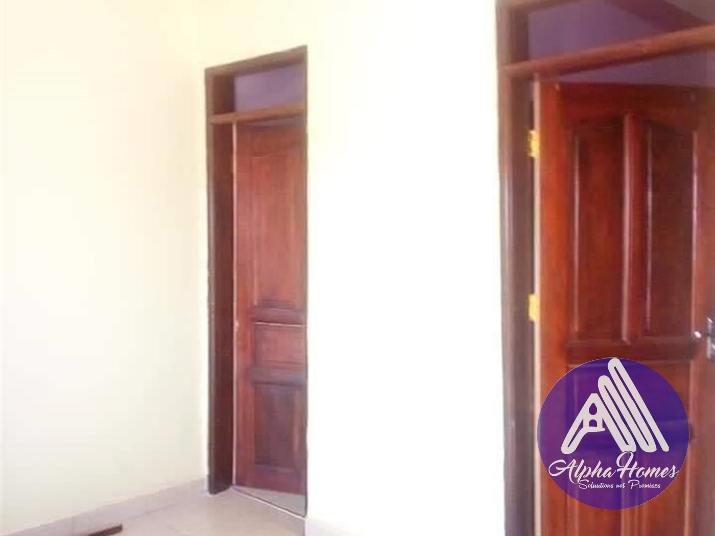 Semi Detached for rent in Kisaasi Kampala