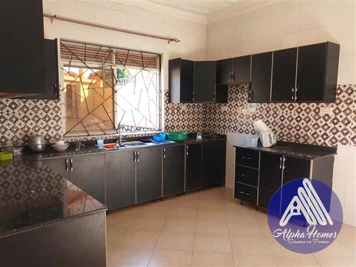 Bungalow for rent in Kira Kampala