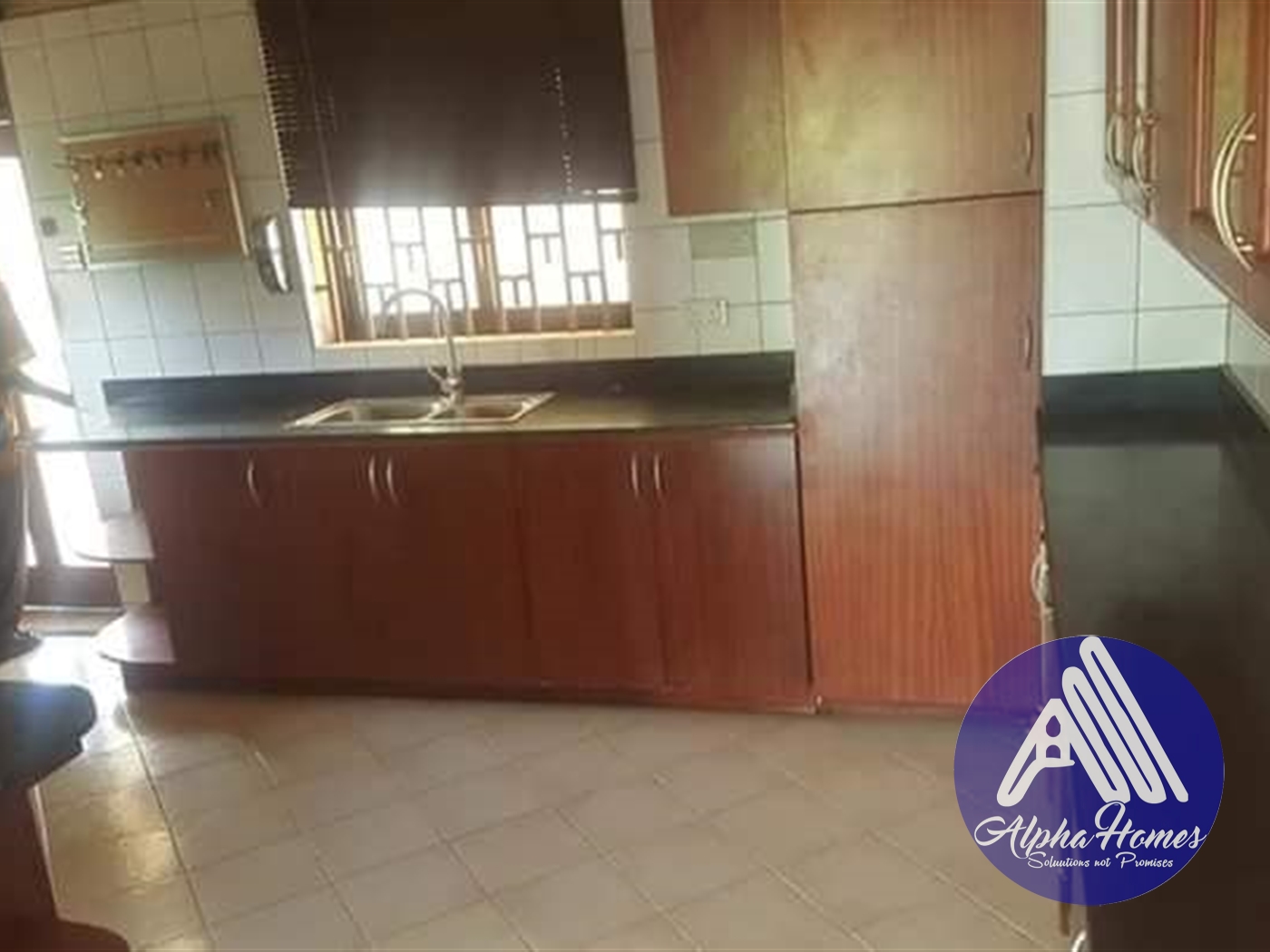 Bungalow for rent in Naalya Kampala