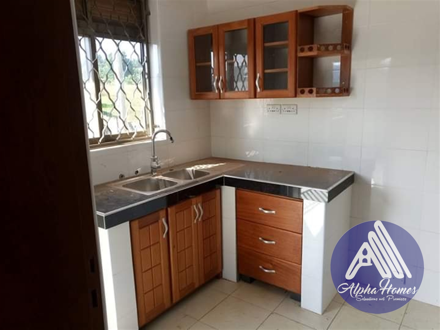 Apartment for rent in Kisaasi Kampala