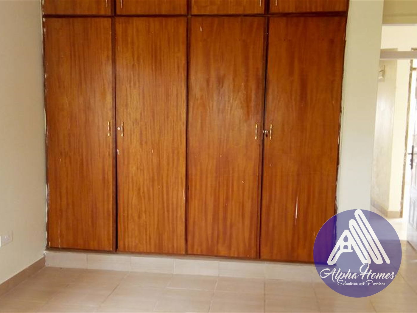 Semi Detached for rent in Naalya Kampala