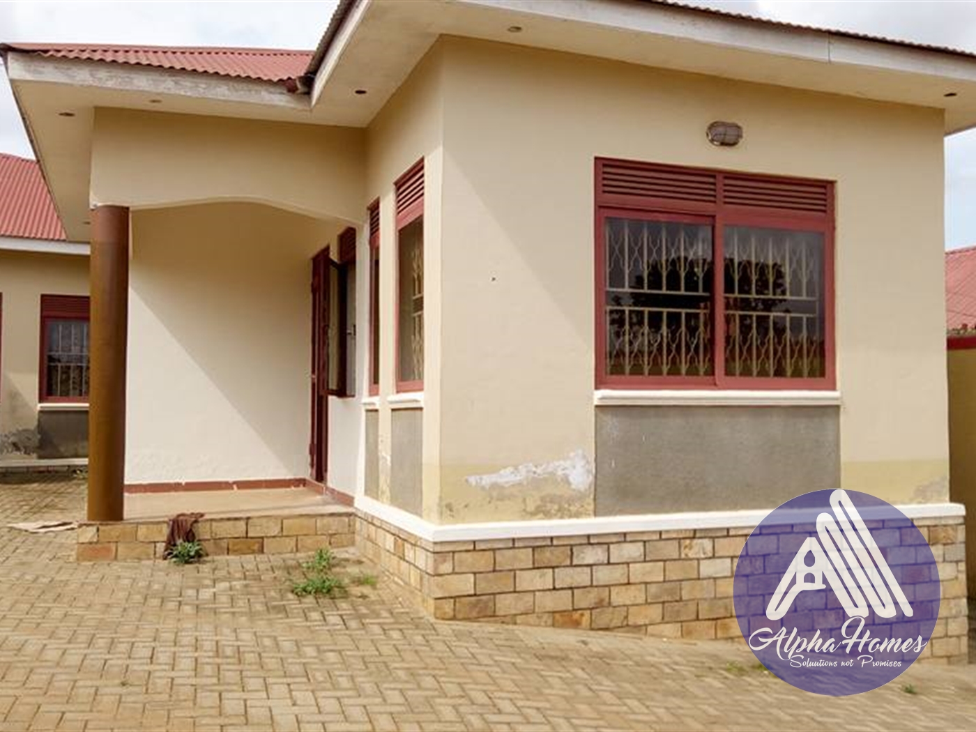 Semi Detached for rent in Naalya Kampala