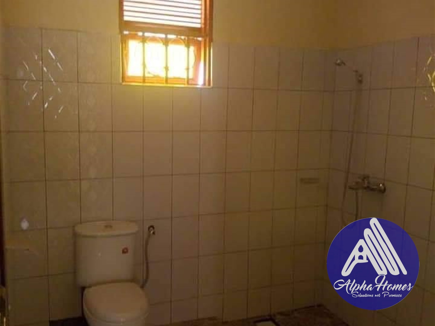 Semi Detached for rent in Bweyogerere Wakiso