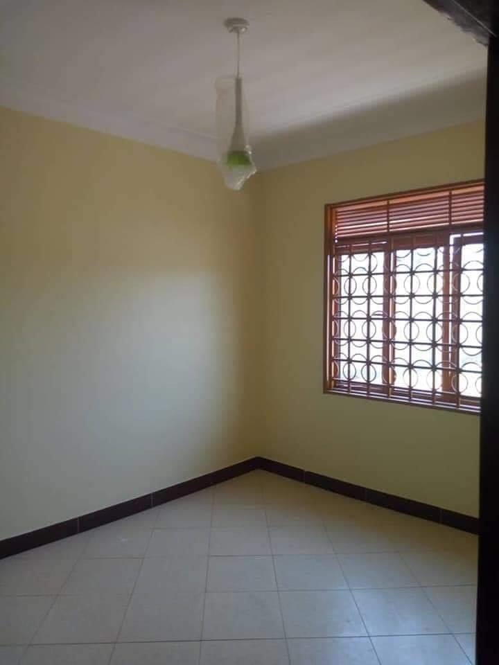 Semi Detached for rent in Bweyogerere Wakiso