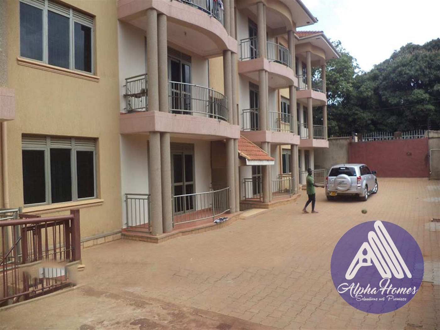 Apartment for rent in Kisaasi Kampala