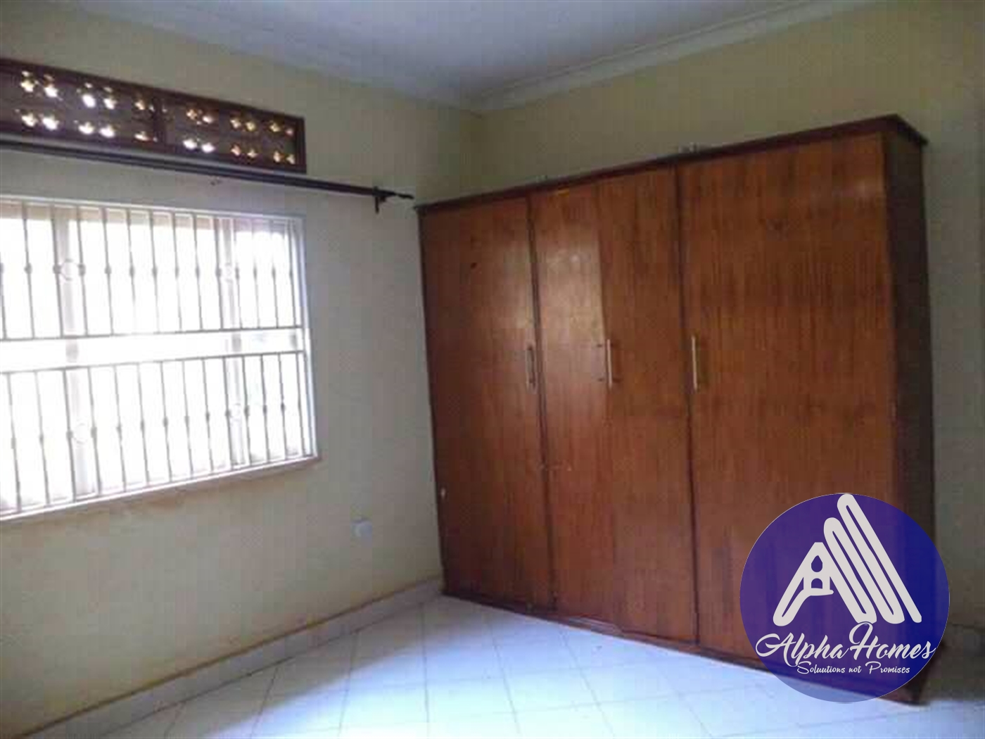 Semi Detached for rent in Kisaasi Kampala