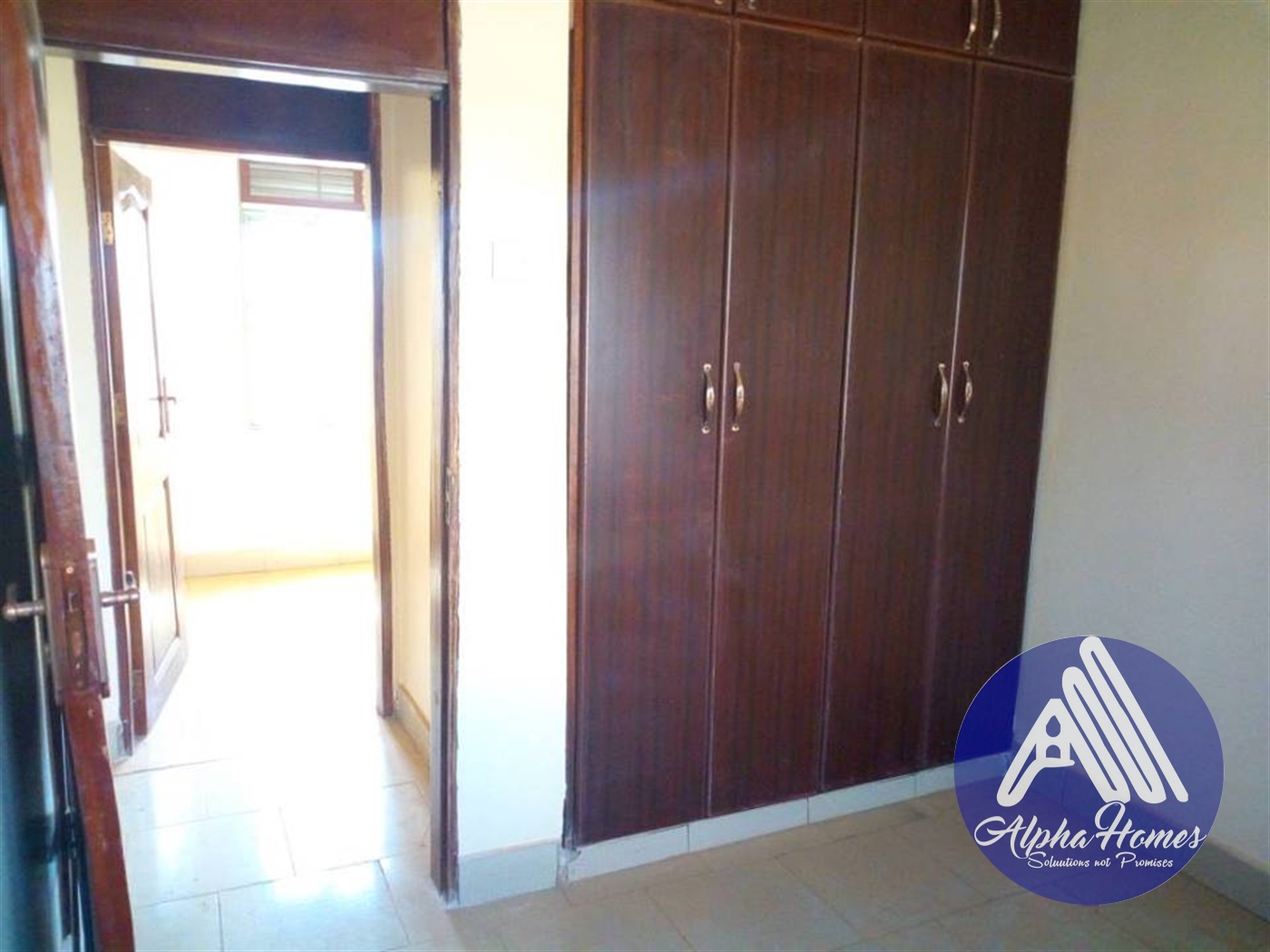 Semi Detached for rent in Bweyogerere Wakiso