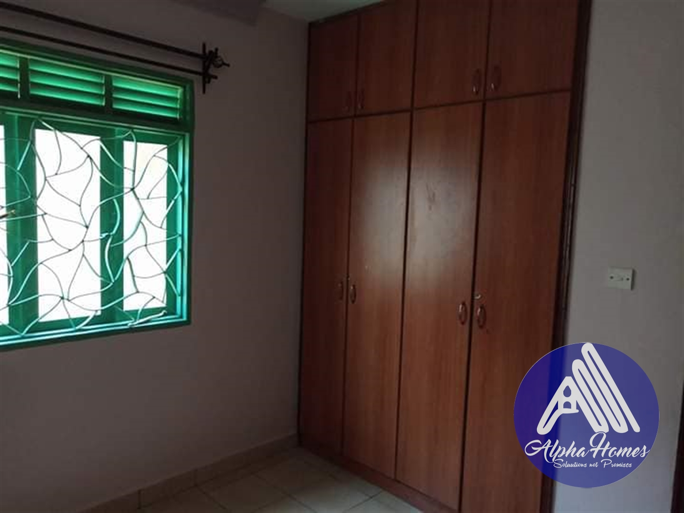 Bungalow for rent in Naalya Kampala