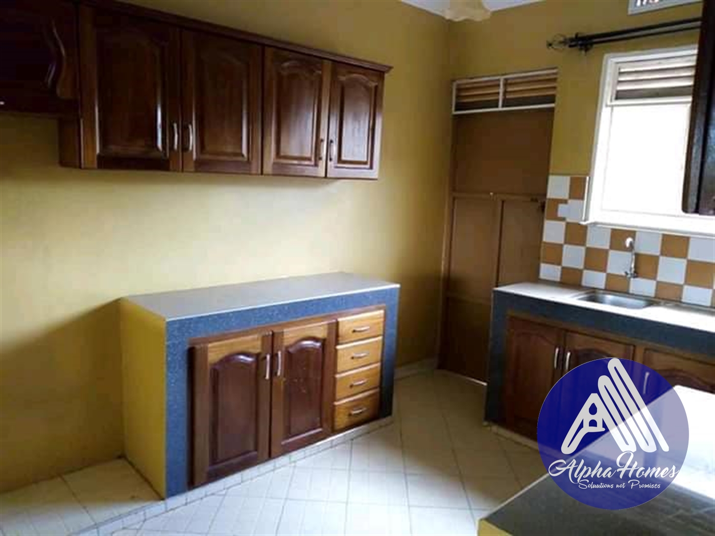 Semi Detached for rent in Najjera Wakiso