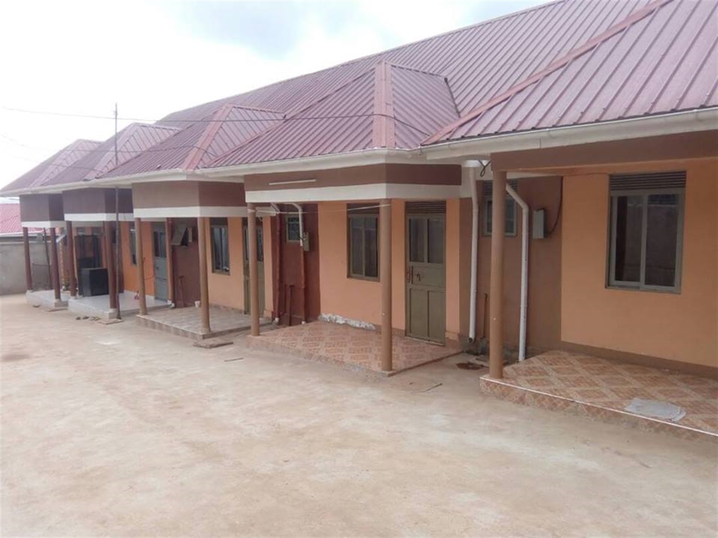 Semi Detached for rent in Bweyogerere Wakiso