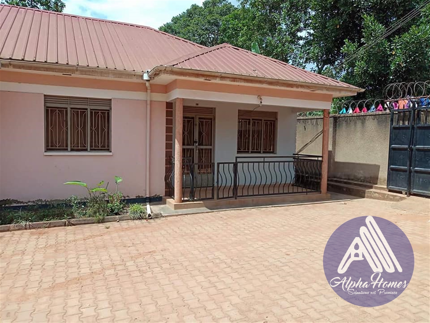 Bungalow for rent in Kyaliwajjala Wakiso