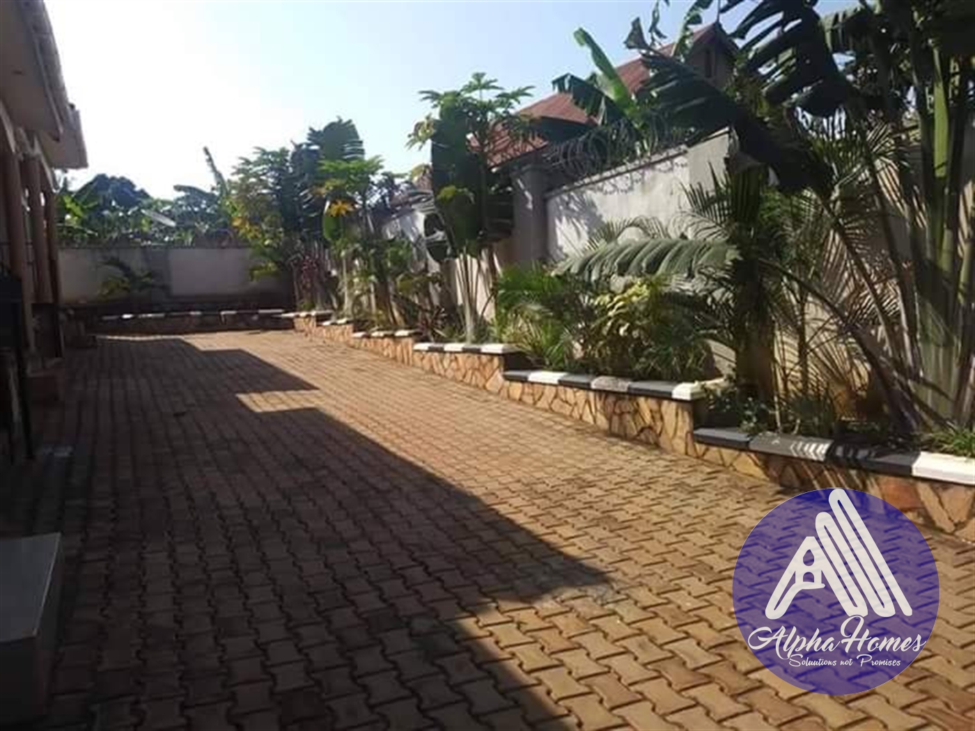 Semi Detached for rent in Mpererwe Wakiso