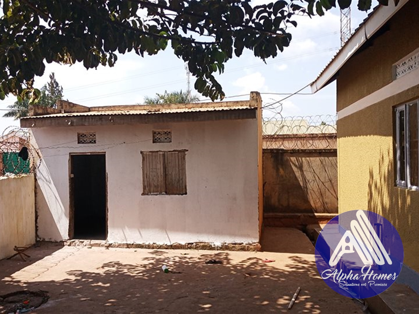 Bungalow for rent in Naalya Kampala