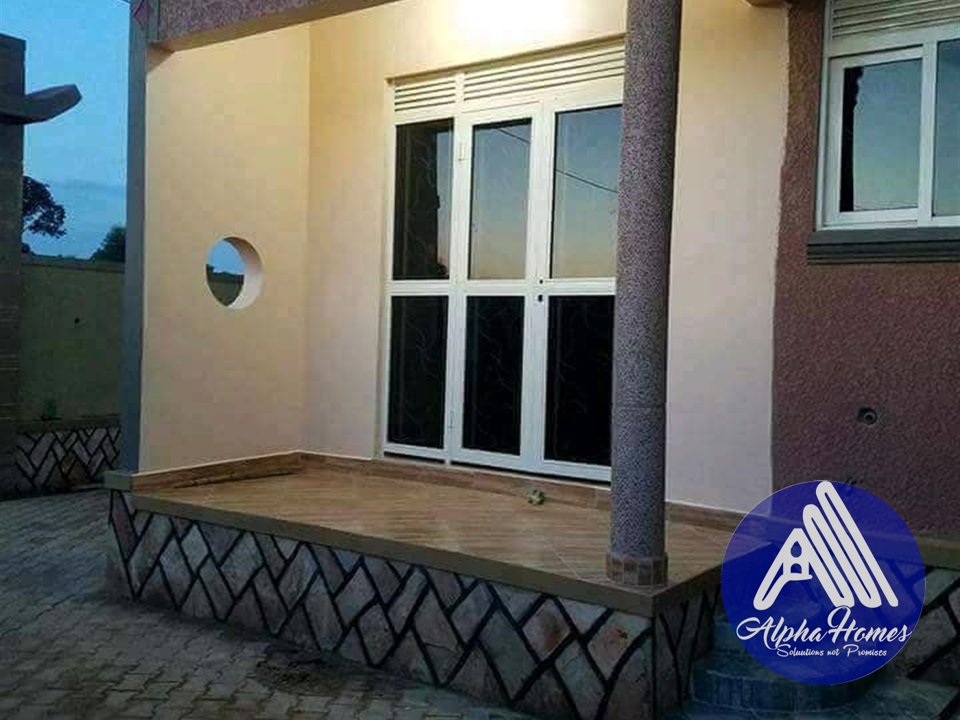 Semi Detached for rent in Kisaasi Kampala