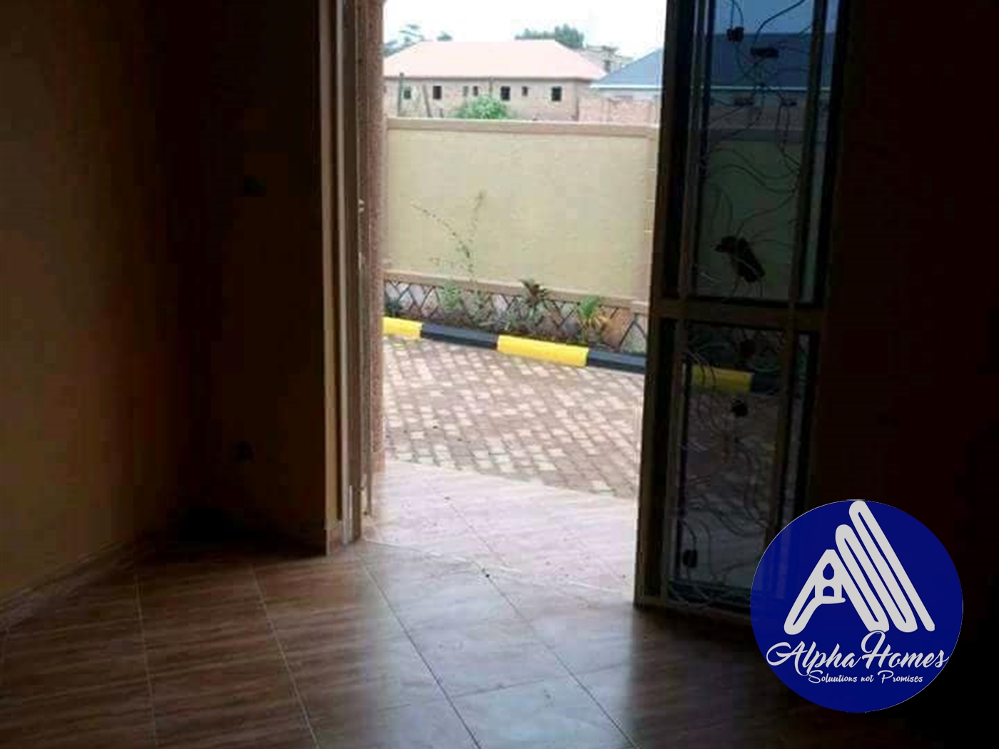 Semi Detached for rent in Kisaasi Kampala