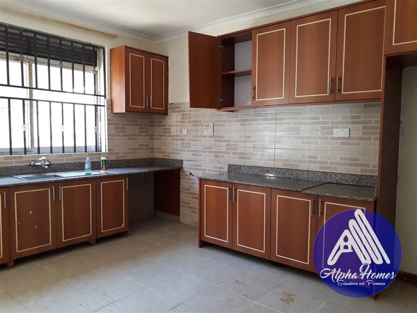 Duplex for rent in Muyenga Kampala