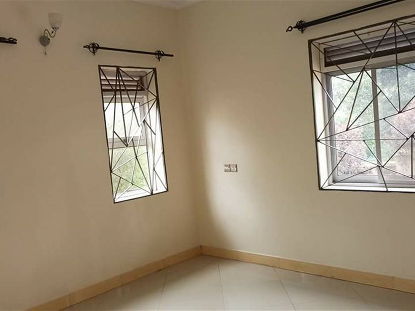 Semi Detached for rent in Naalya Wakiso