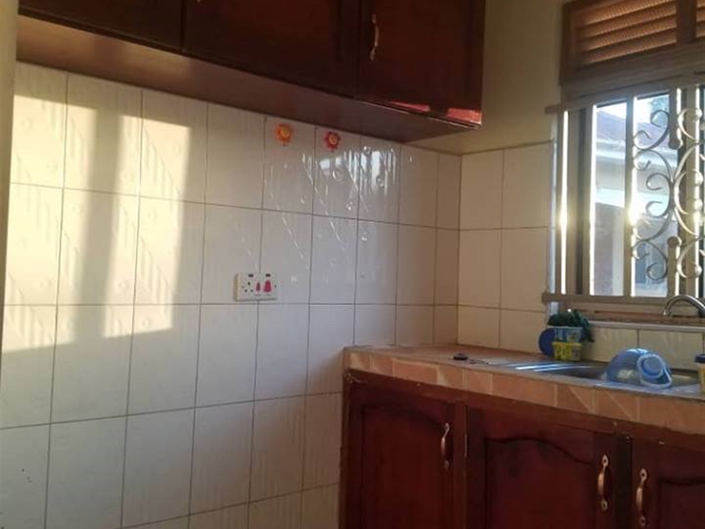 Semi Detached for rent in Kisaasi Kampala