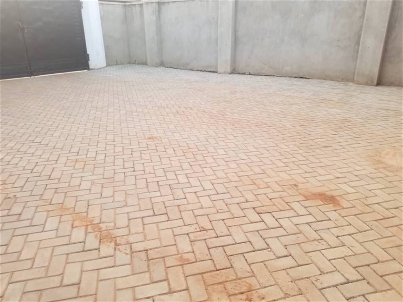 Semi Detached for rent in Kisaasi Kampala