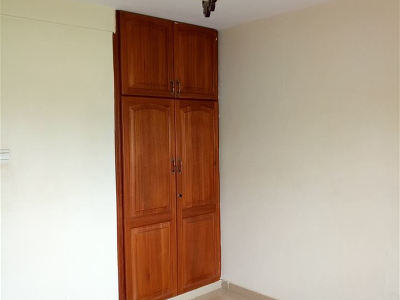 Apartment for rent in Kisaasi Kampala