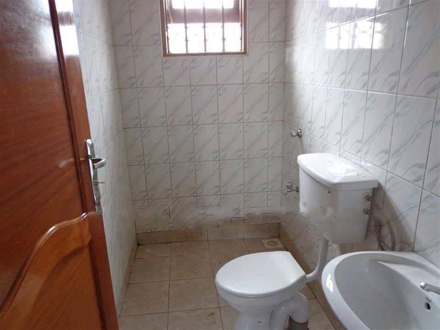 Semi Detached for rent in Kyaliwajjala Wakiso