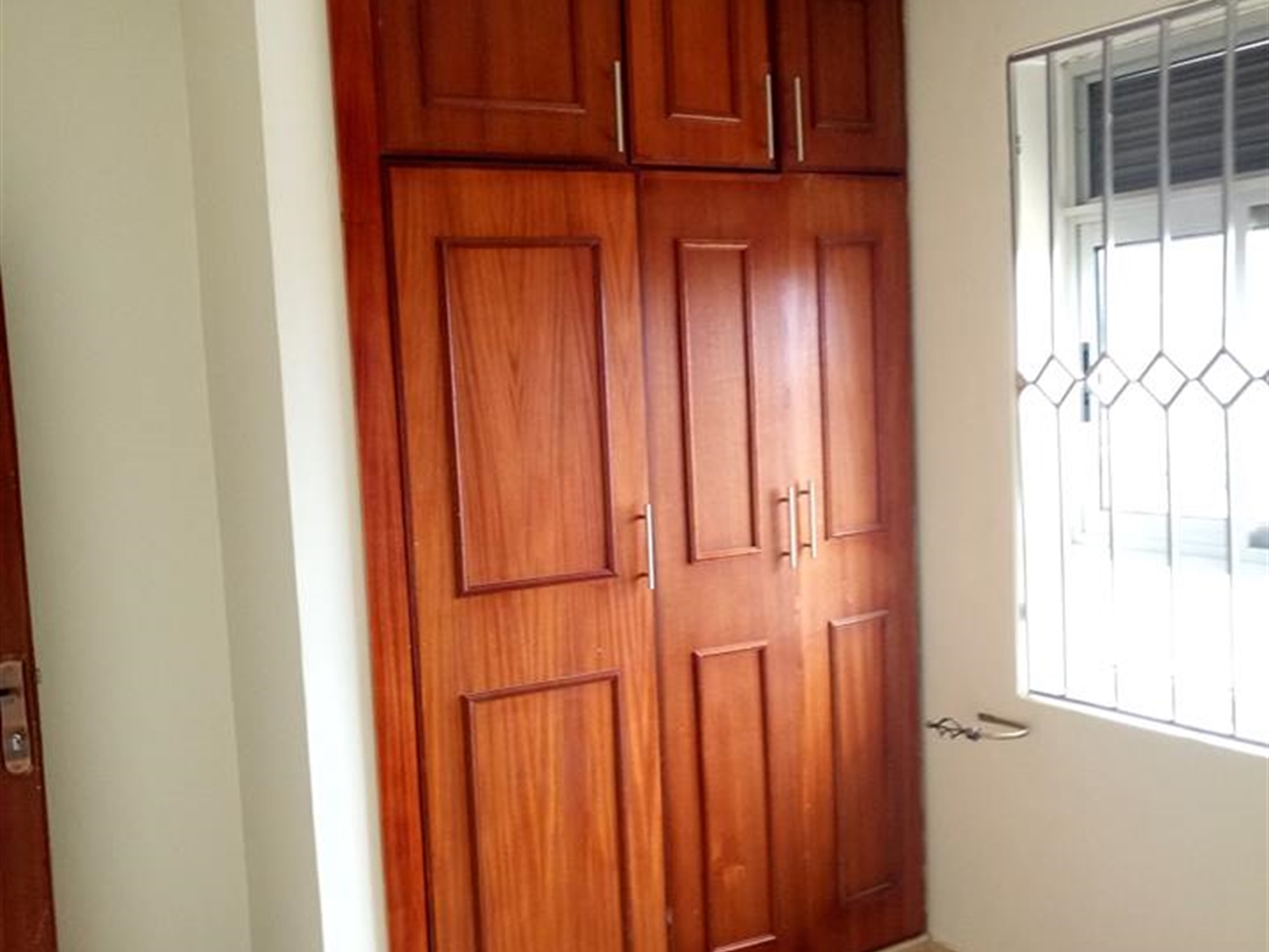 Apartment for rent in Kisaasi Kampala