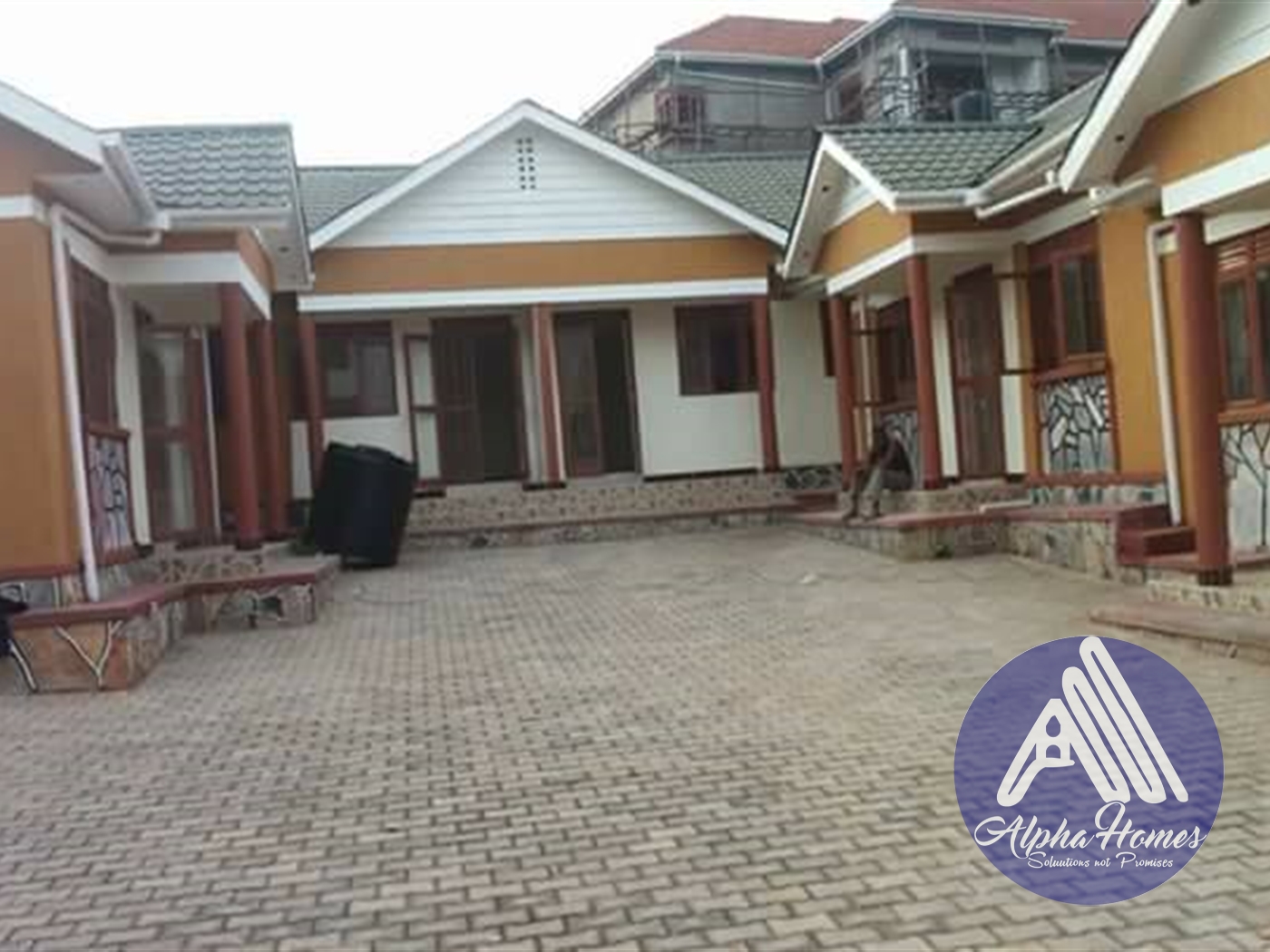 Semi Detached for rent in Kiwaatule Kampala