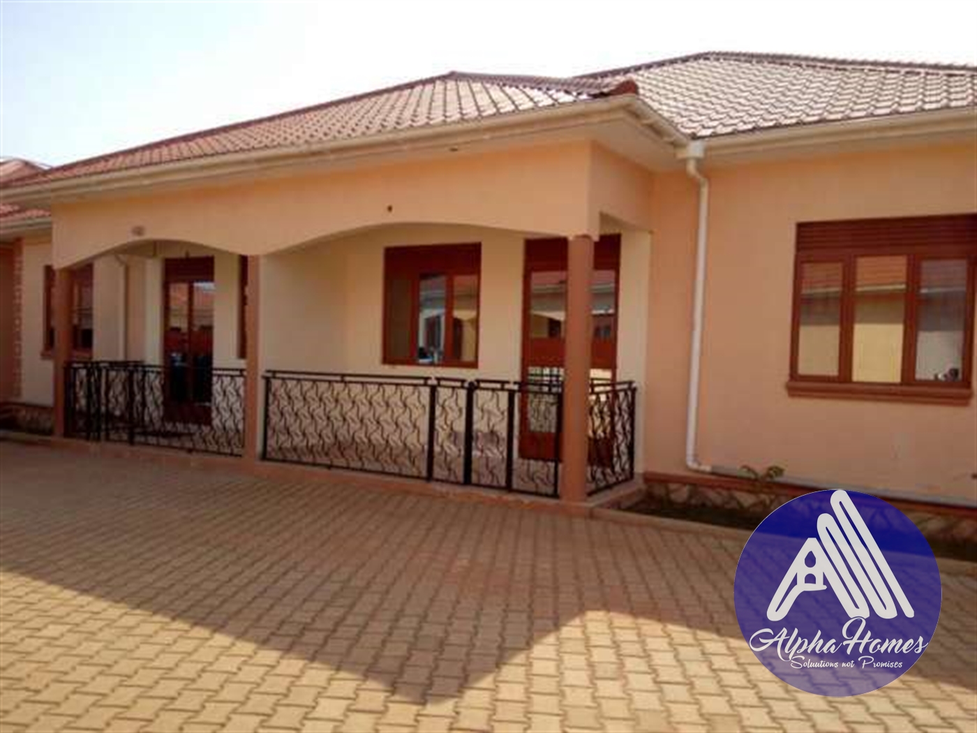 Bungalow for rent in Naalya Kampala