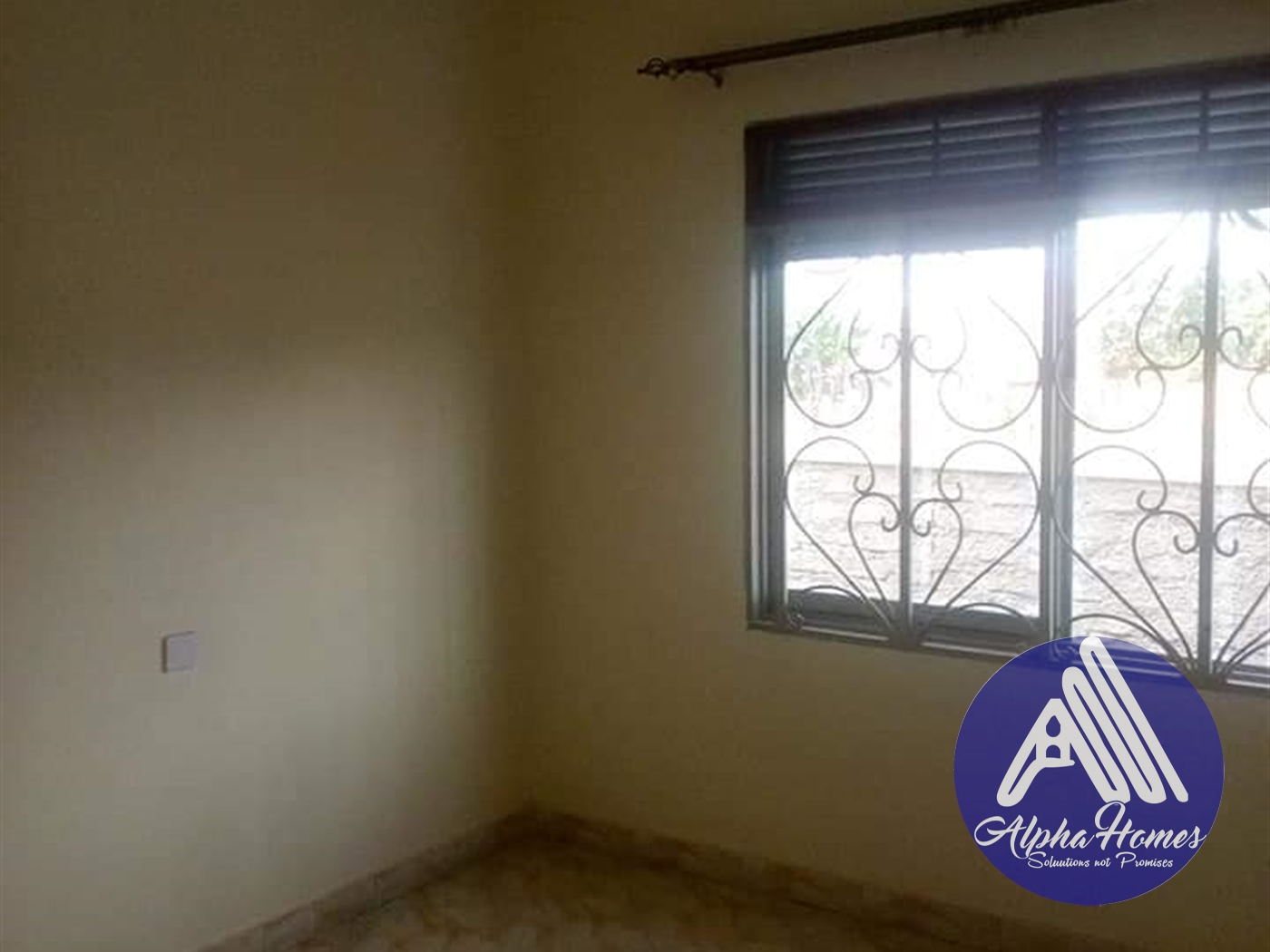 Semi Detached for rent in Mpererwe Kampala