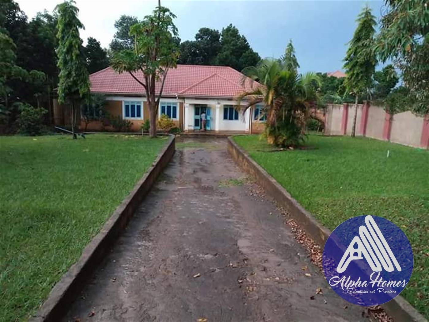 Bungalow for rent in Kyaliwajjala Wakiso