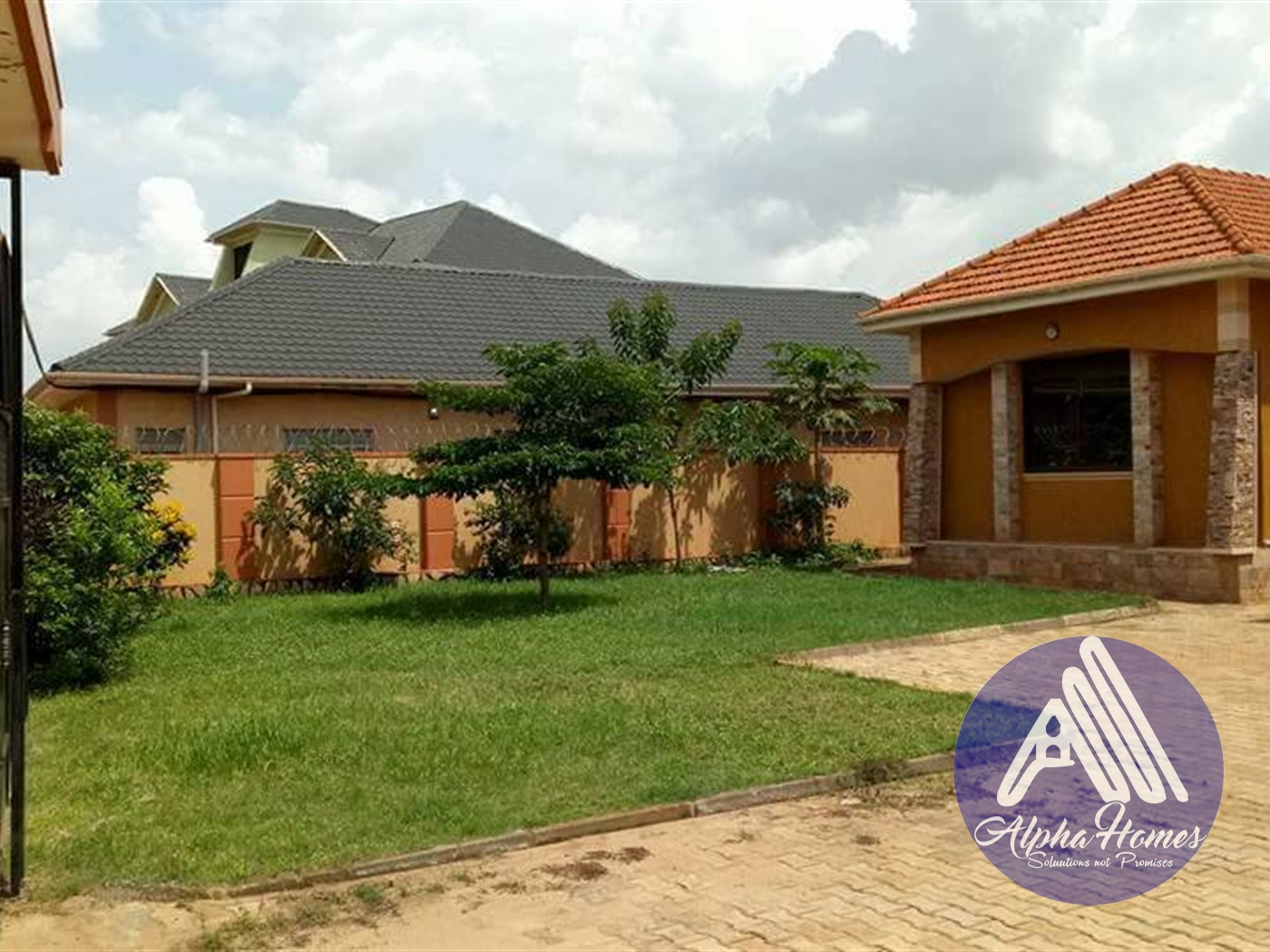 Bungalow for rent in Kyaliwajjala Wakiso