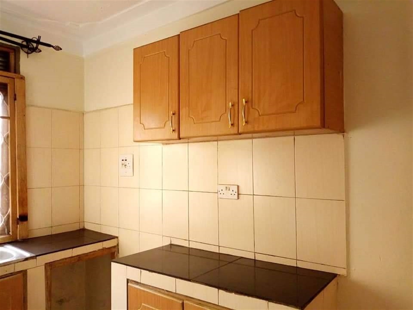 Apartment for rent in Kiwaatule Wakiso