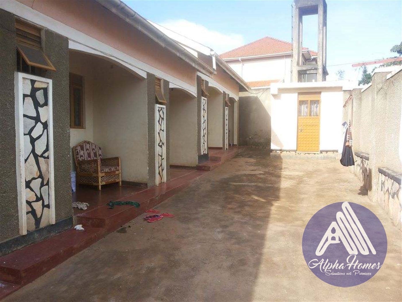 Semi Detached for rent in Naalya Kampala