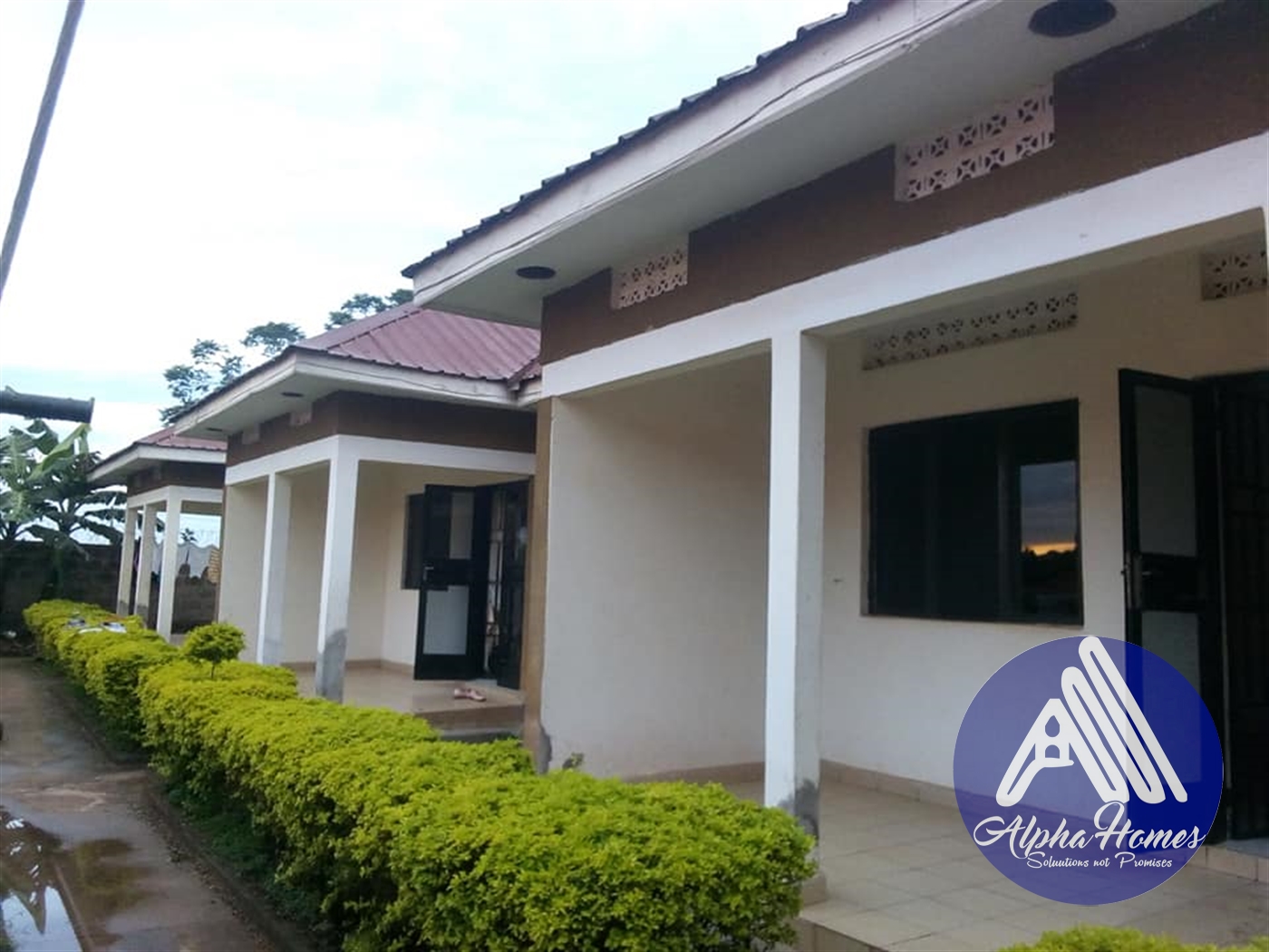 Semi Detached for rent in Mpererwe Wakiso