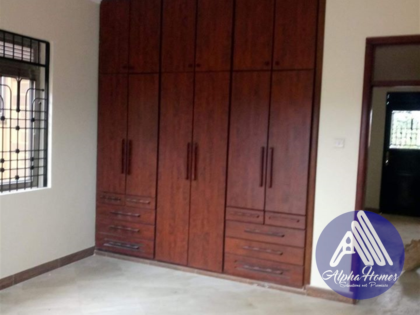 Apartment for rent in Kisaasi Kampala