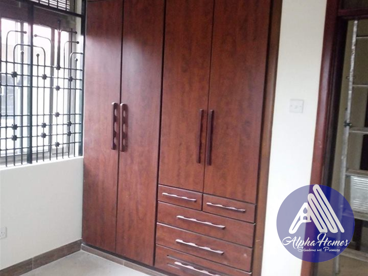 Apartment for rent in Kisaasi Kampala