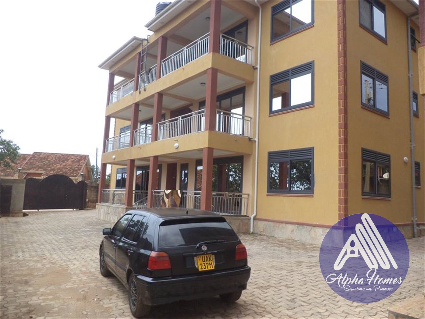 Apartment for rent in Kisaasi Kampala