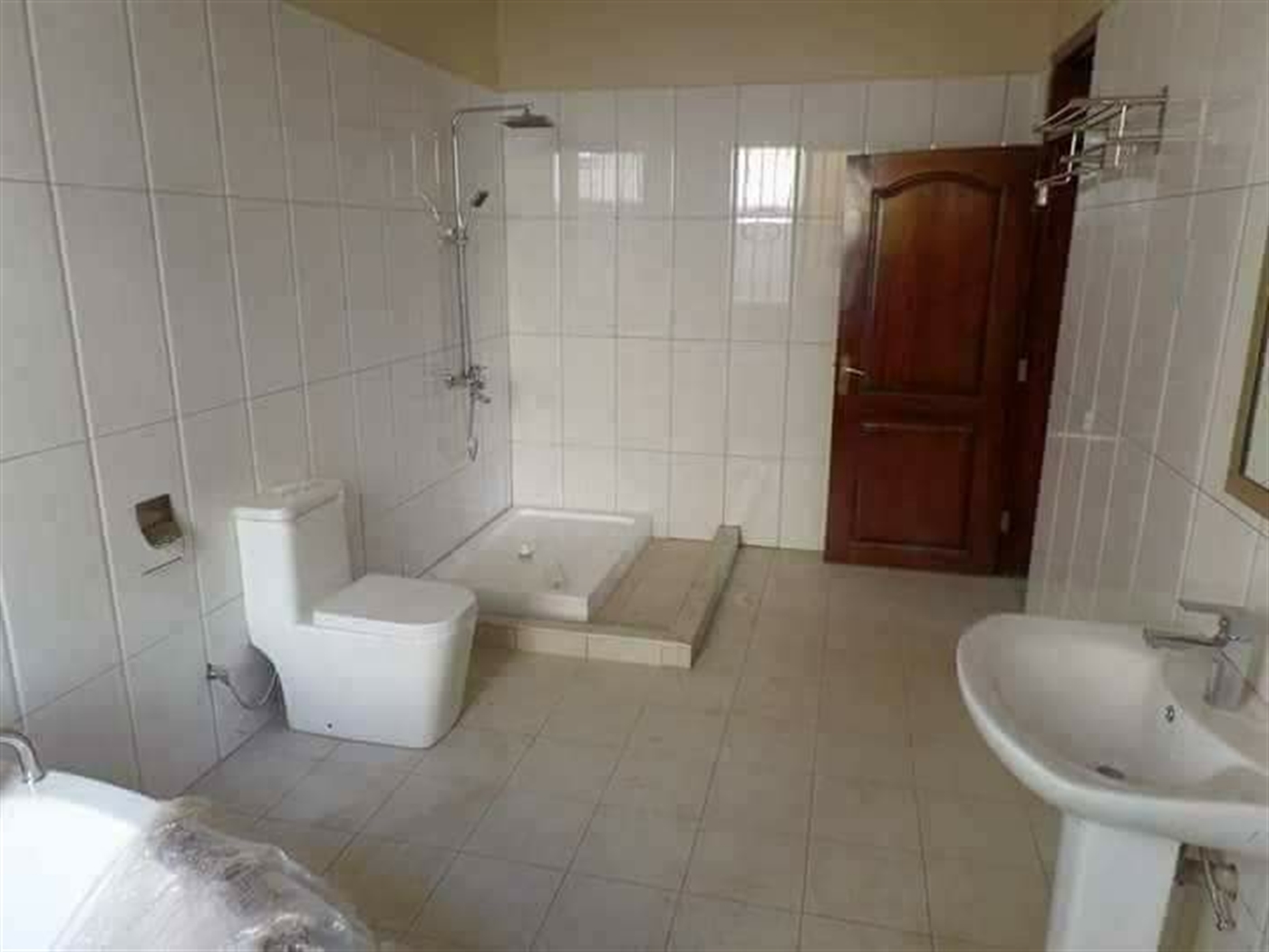 Mansion for sale in Naalya Kampala