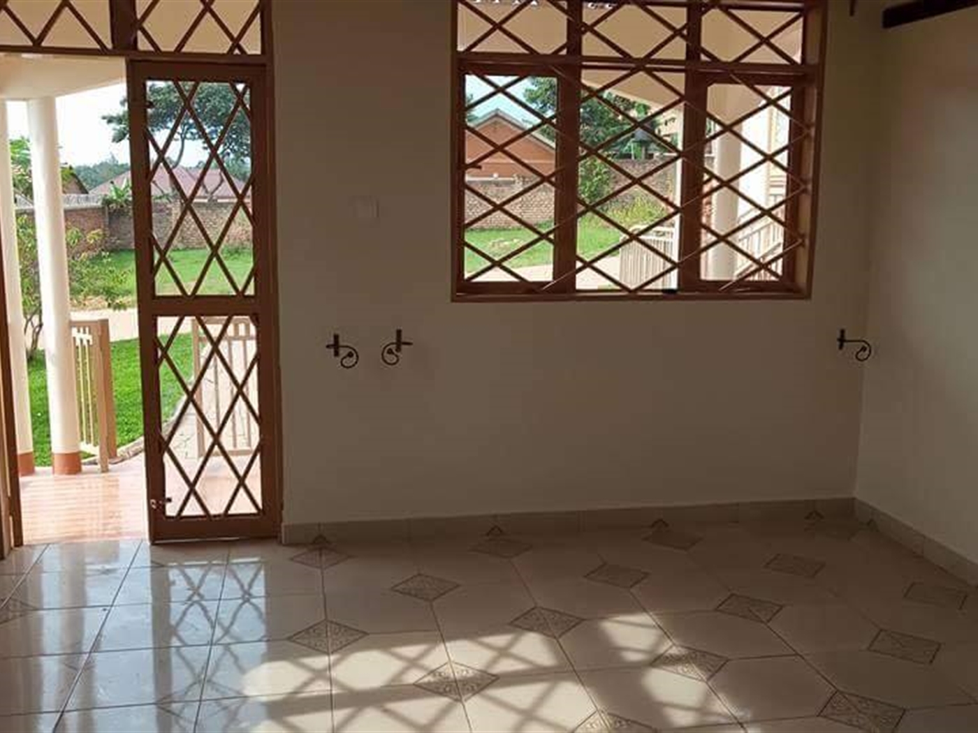 Semi Detached for rent in Namugongo Wakiso