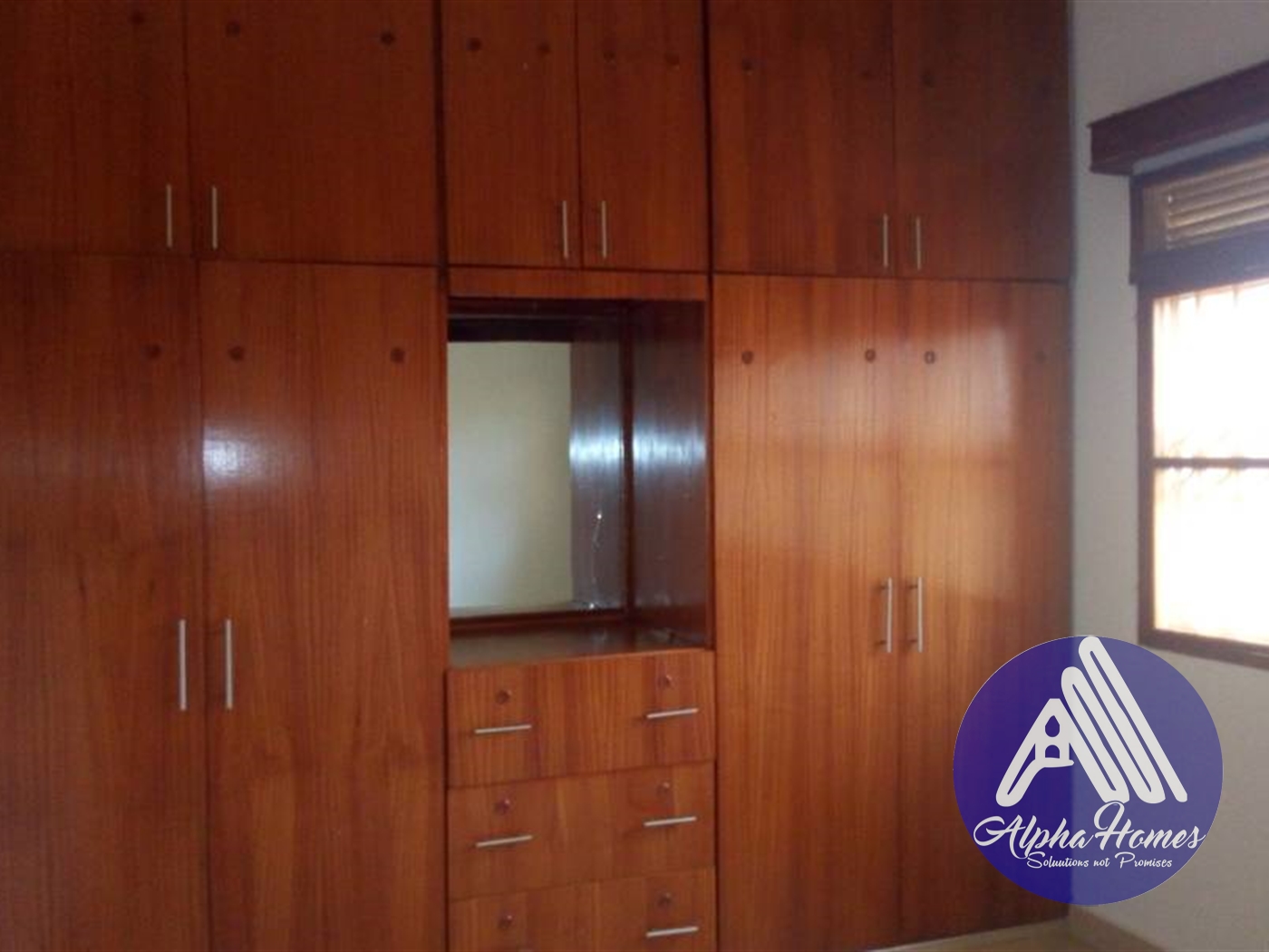 Semi Detached for rent in Kira Wakiso