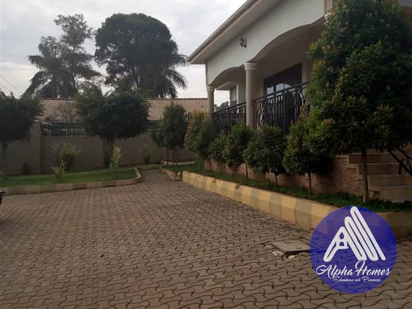 Apartment for sale in Munyonyo Kampala