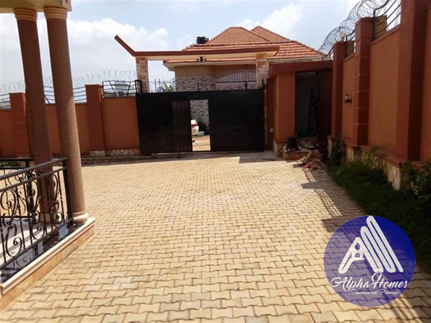 Semi Detached for sale in Entebbe Wakiso