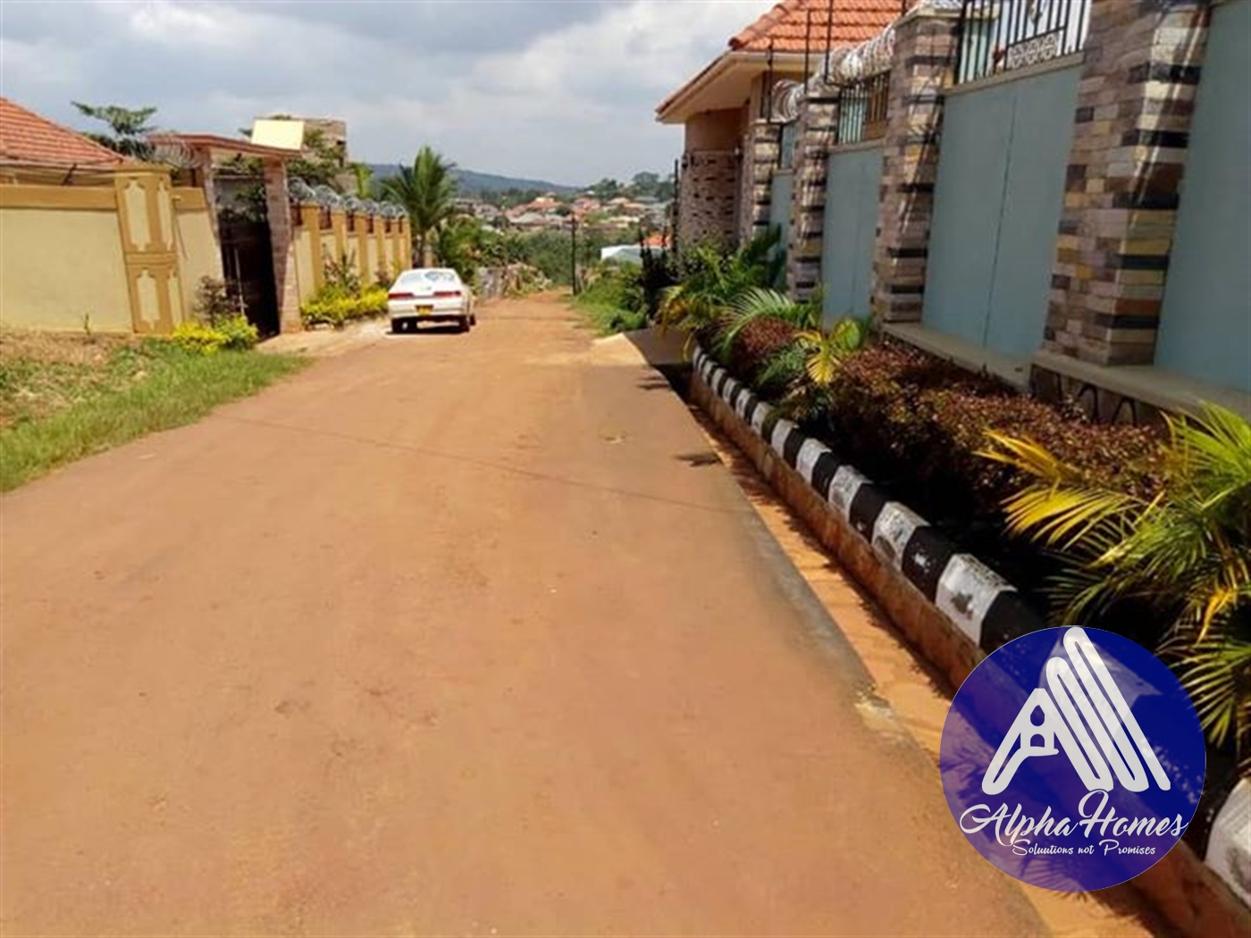 Semi Detached for sale in Entebbe Wakiso